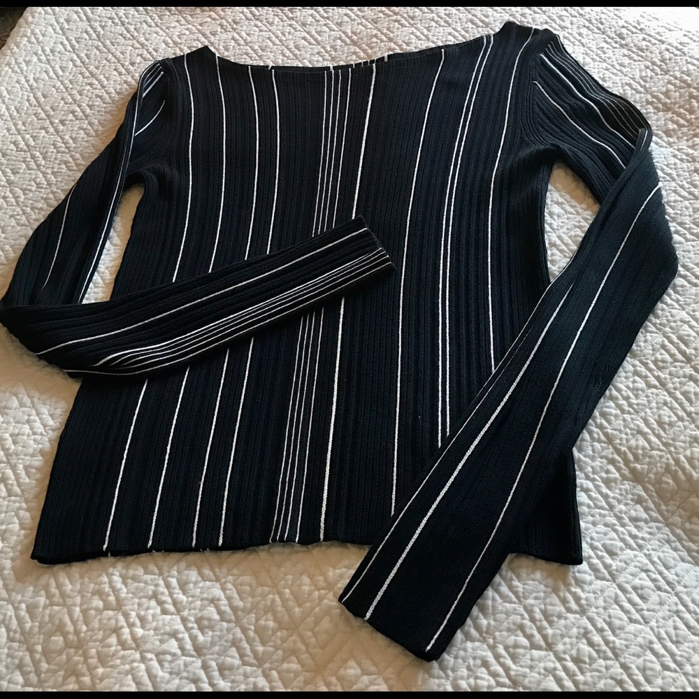 Theory jewel necked stretch navy w/ stripes top.